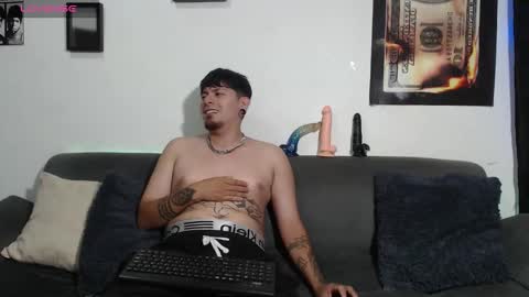 Snapshot of anarko__666 chatting on 02-02-26, 02:21 sol andy online show from 02-02-26, 02:21