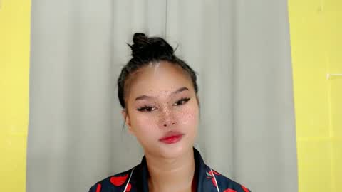 Snapshot of anaruru_ chatting on 12-12-24, 10:56 ANA online show from 12-12-24, 10:56