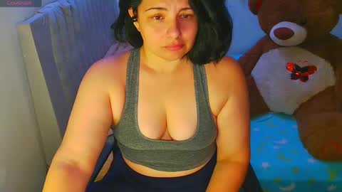 Ana online show from 04-22-26, 01:23