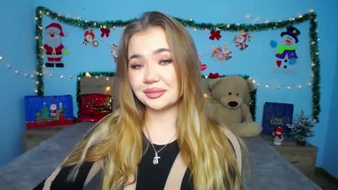 anastacyyellig online show from 01-10-25, 12:38