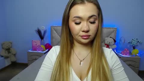 anastacyyellig online show from 01-29-25, 11:51