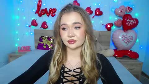 anastacyyellig online show from 02-06-25, 12:05