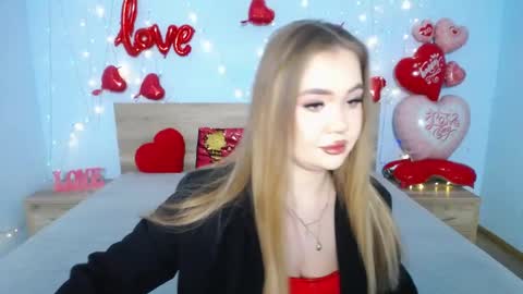 anastacyyellig online show from 02-15-25, 03:52