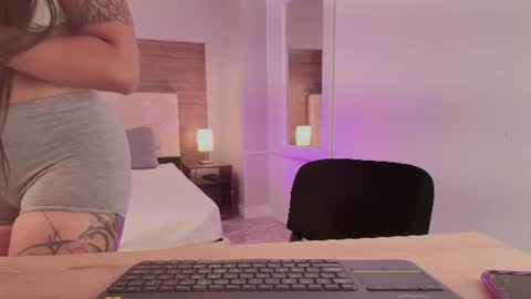 Snapshot of anastasia_gray12 chatting on 07-01-26, 07:35 anastasia online show from 07-01-26, 07:35