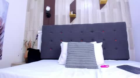 anastasia online show from 04-17-26, 11:46