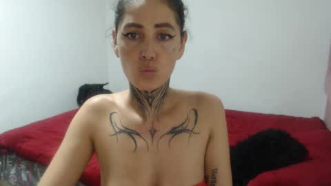 Snapshot of anasweet_69 chatting on 10-30-25, 07:14 ANA online show from 10-30-25, 07:14