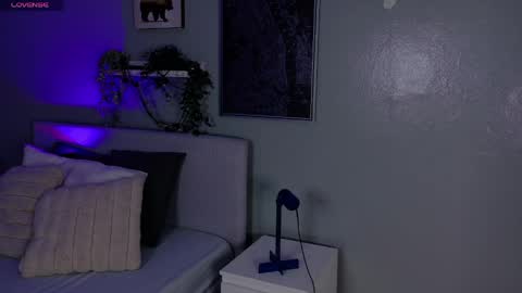 Kendra  online show from 04-06-26, 10:16