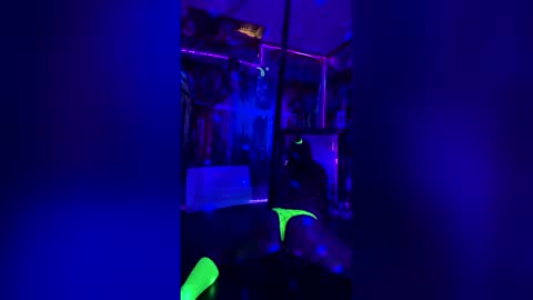 anavrinjae online show from 04-18-26, 04:33