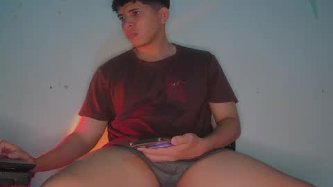 Snapshot of ancoder2912 chatting on 05-04-26, 04:08 Andres online show from 05-04-26, 04:08