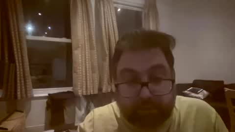 tik toker hot or boring online show from 02-17-25, 11:31