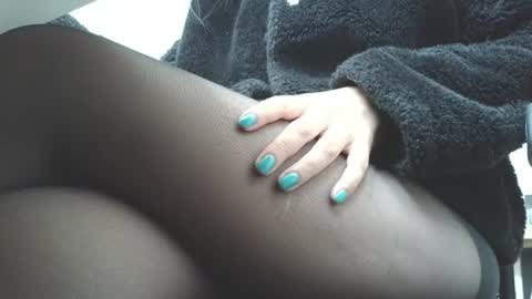 Snapshot of anddrea_ chatting on 06-30-26, 12:06 online show from 06-30-26, 12:06