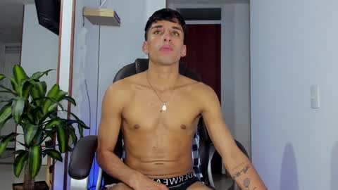 Ander Arias online show from 01-15-25, 02:06