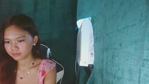 andiaprecious_ online show from 04-09-26, 06:41