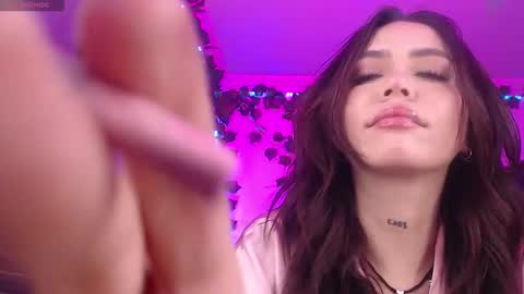 Andra de la Rosse online show from 02-26-26, 09:19