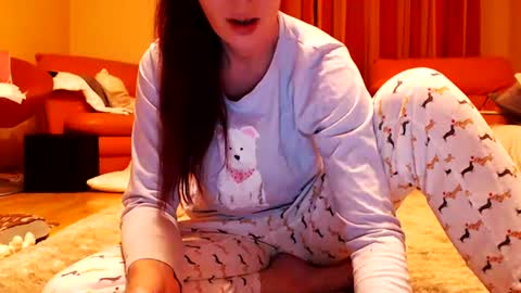 Snapshot of andrasweetie chatting on 07-07-26, 08:13 Andra online show from 07-07-26, 08:13