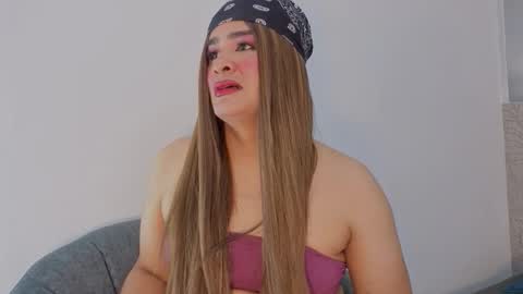 Snapshot of andre3969 chatting on 03-02-26, 04:25 Andre online show from 03-02-26, 04:25