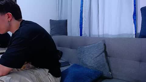 Snapshot of andre_parker chatting on 10-19-25, 01:06 Andre Parker online show from 10-19-25, 01:06