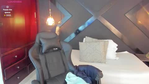 A N D R E online show from 03-13-26, 02:07