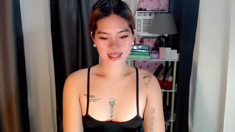 andrea06121998 online show from 04-12-26, 11:48