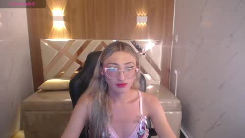 Andrea  online show from 03-12-26, 03:23