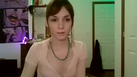 Snapshot of andrea_davenport chatting on 01-24-25, 02:18 andrea online show from 01-24-25, 02:18