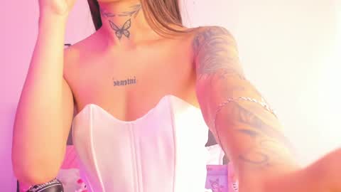 Andrea  online show from 01-21-25, 01:54