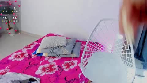  Andrea  online show from 01-10-26, 11:45