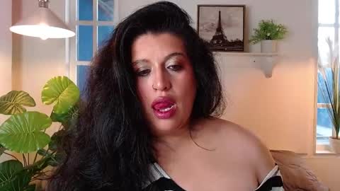 Snapshot of andrea_secret_ chatting on 06-01-26, 02:41 ANDREA online show from 06-01-26, 02:41