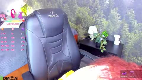 Andrea hereGMT7Mon Tue Wen ThFri Sat Su 0300am-0900am. online show from 01-12-26, 12:38