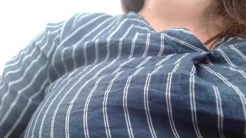 Snapshot of andrea_teacher chatting on 01-10-25, 07:21 Andrea Model trainer Luxury ST online show from 01-10-25, 07:21