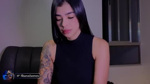 Snapshot of andrea_torres_ chatting on 05-21-26, 03:35 online show from 05-21-26, 03:35