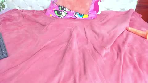 Naomi Andrea Daviss online show from 02-06-26, 02:31