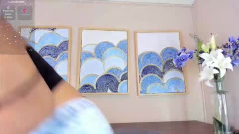 Andrea Zoelins online show from 11-19-25, 01:11