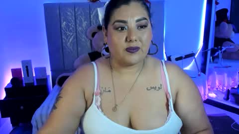 andreaakinky online show from 12-18-25, 08:09