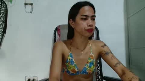 Snapshot of andreaforbedtime chatting on 01-06-25, 08:24 Andrea And Chloe Asians Girls online show from 01-06-25, 08:24