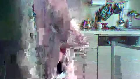 Snapshot of andrean1977 chatting on 04-11-26, 12:31 andrean1977 online show from 04-11-26, 12:31