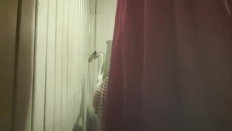 Snapshot of andreasdeep69 chatting on 11-24-25, 02:22 andreasdeep69 online show from 11-24-25, 02:22