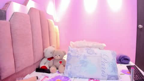 A n d r  e a S w e e t  online show from 12-15-25, 08:35