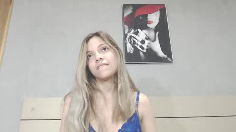 Snapshot of andreau_19 chatting on 02-08-25, 01:33 andreau 19 online show from 02-08-25, 01:33