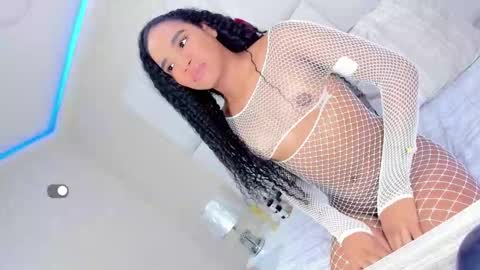 andreayano online show from 11-18-25, 07:02