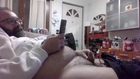 Snapshot of andrecool979 chatting on 02-17-26, 08:59 Andre online show from 02-17-26, 08:59