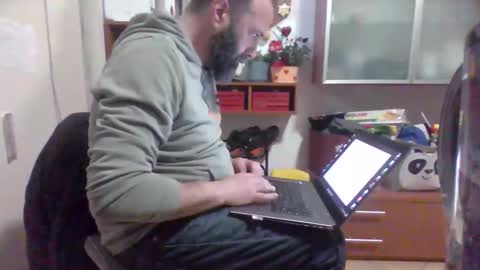 Snapshot of andrecool979 chatting on 02-23-26, 07:50 Andre online show from 02-23-26, 07:50