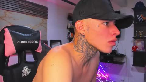 andrees_s online show from 11-15-25, 02:20