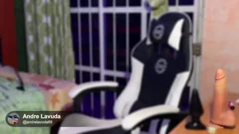 Snapshot of andrelabuda9 chatting on 09-24-25, 09:45 Andre Labuda online show from 09-24-25, 09:45