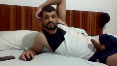 Snapshot of andreloko123 chatting on 10-29-25, 06:09 andreloko123 online show from 10-29-25, 06:09