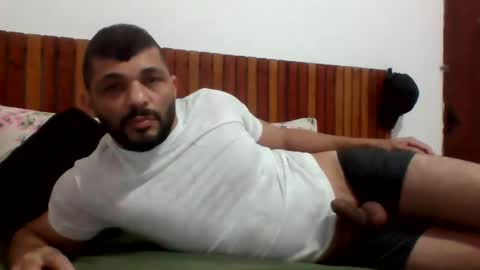 Snapshot of andreloko123 chatting on 11-11-25, 01:27 andreloko123 online show from 11-11-25, 01:27