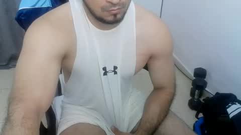 andres180950734 online show from 12-18-25, 10:32