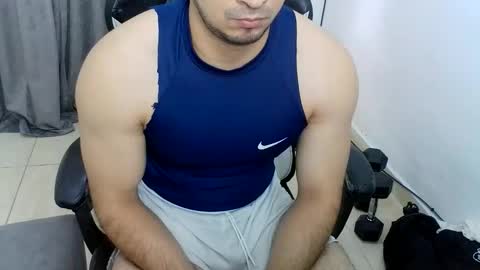 andres180950734 online show from 12-20-25, 12:34