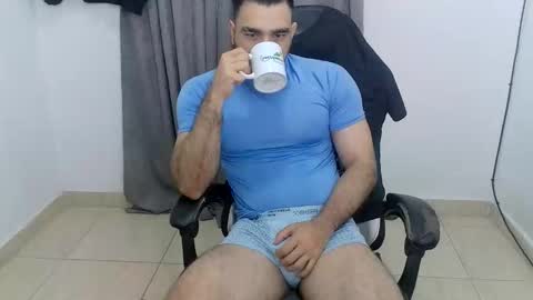 Snapshot of andres180950734 chatting on 05-18-26, 11:38 andres180950734 online show from 05-18-26, 11:38