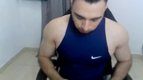 Snapshot of andres180950734 chatting on 05-21-26, 11:39 andres180950734 online show from 05-21-26, 11:39